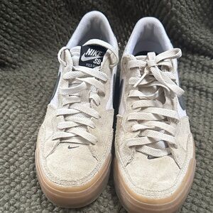 Nike SB Pro Beige Suede Sneakers